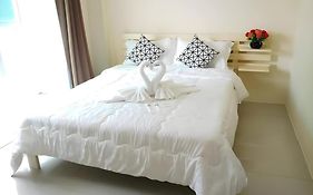 Ban Rim Lay Bangsaen Hotel.